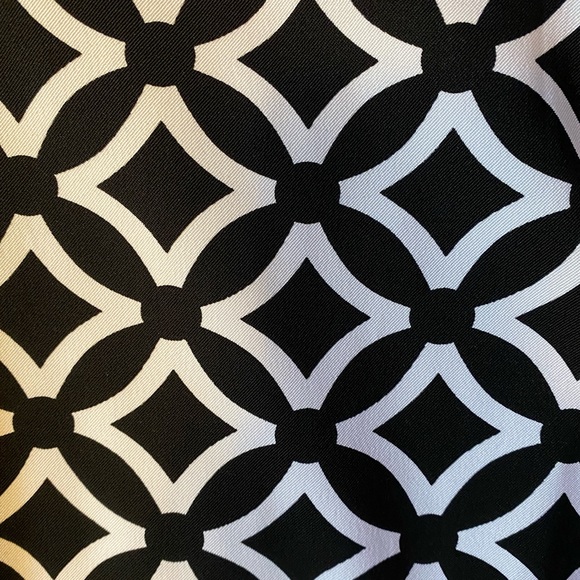 Connected apparel dress size 8 PETITE - Picture 3 of 4